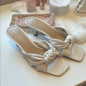 Ann Taylor White Heels NWOT